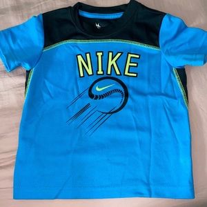 Nike Kids shirt size 3T